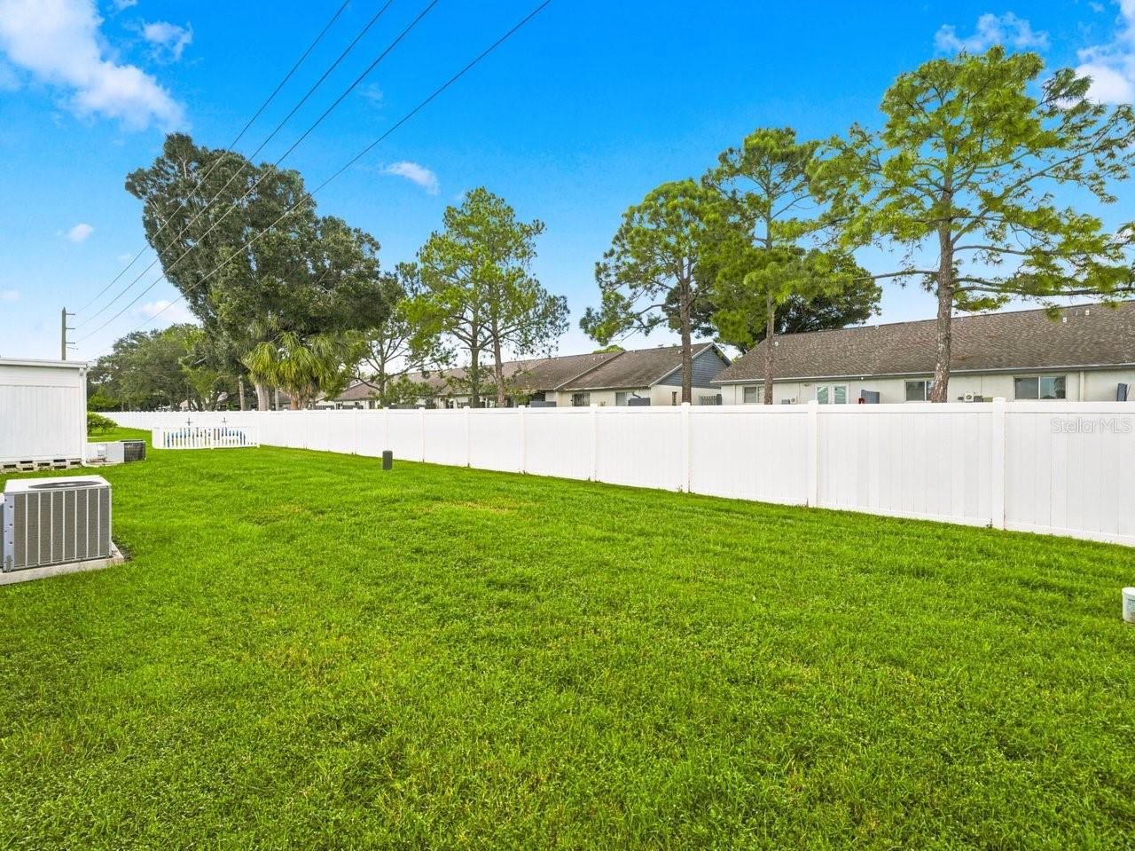 1100 BELCHER RD S #20 — photo 25