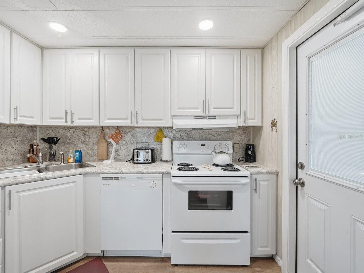 1100 BELCHER RD S #20 — photo 15