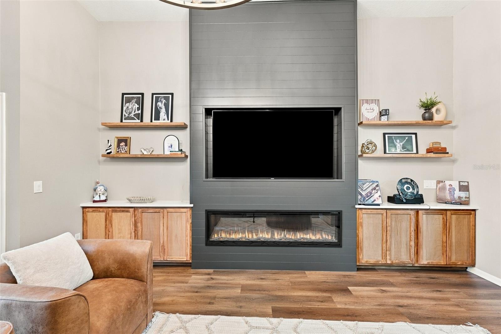 6315 BRIDGEVISTA DR — photo 18
