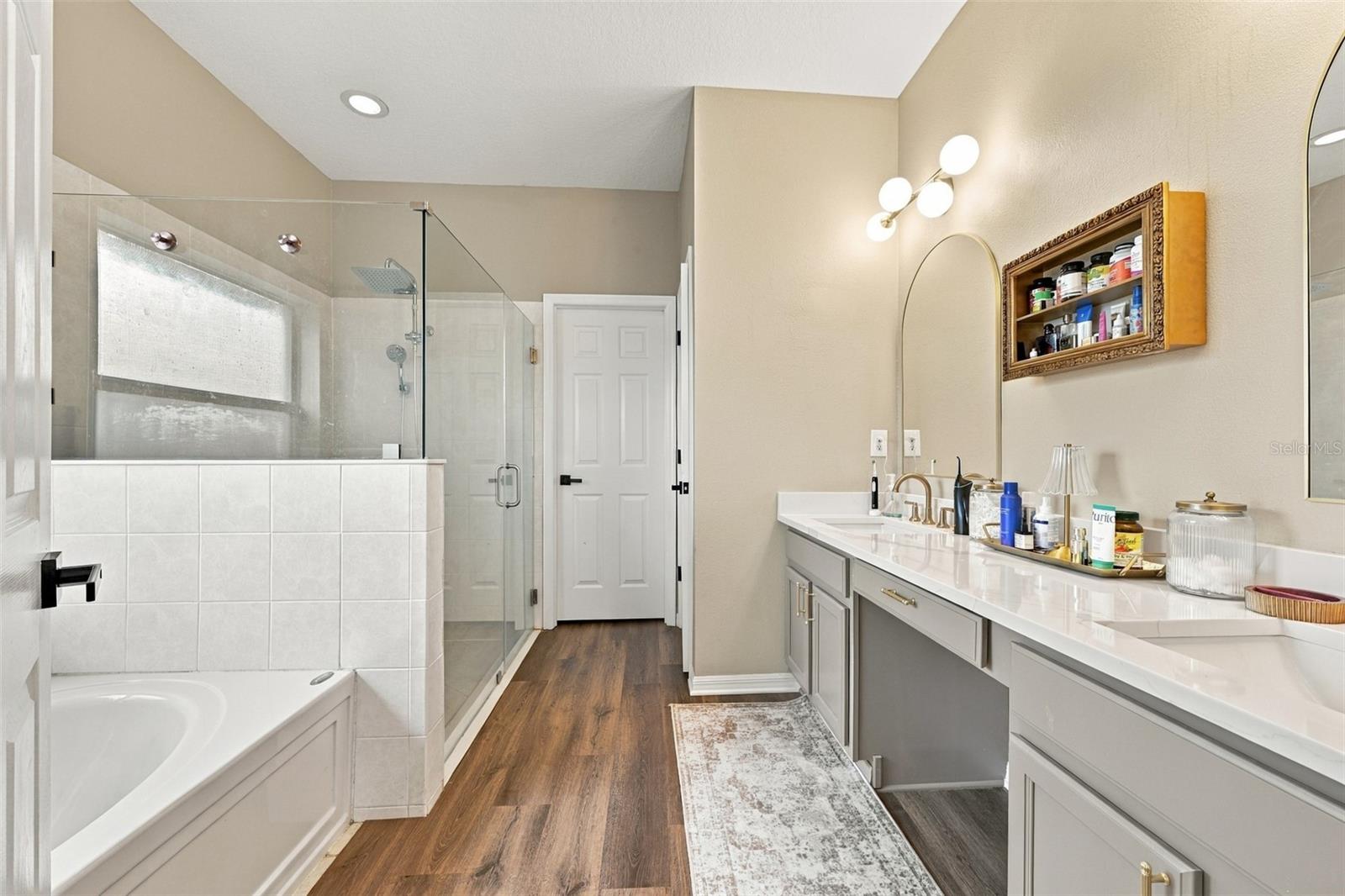6315 BRIDGEVISTA DR — photo 28