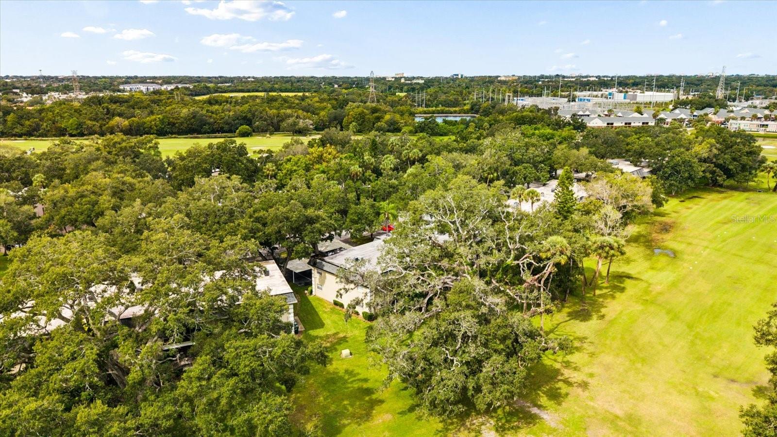 43 COUNTRY CLUB DR — photo 35