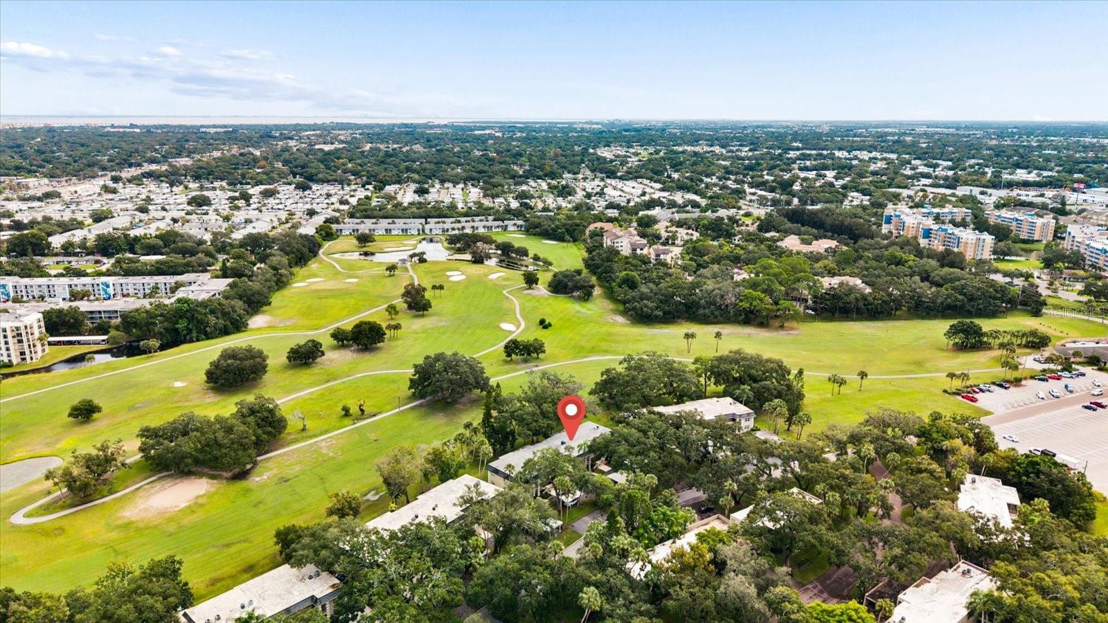 43 COUNTRY CLUB DR — photo 42