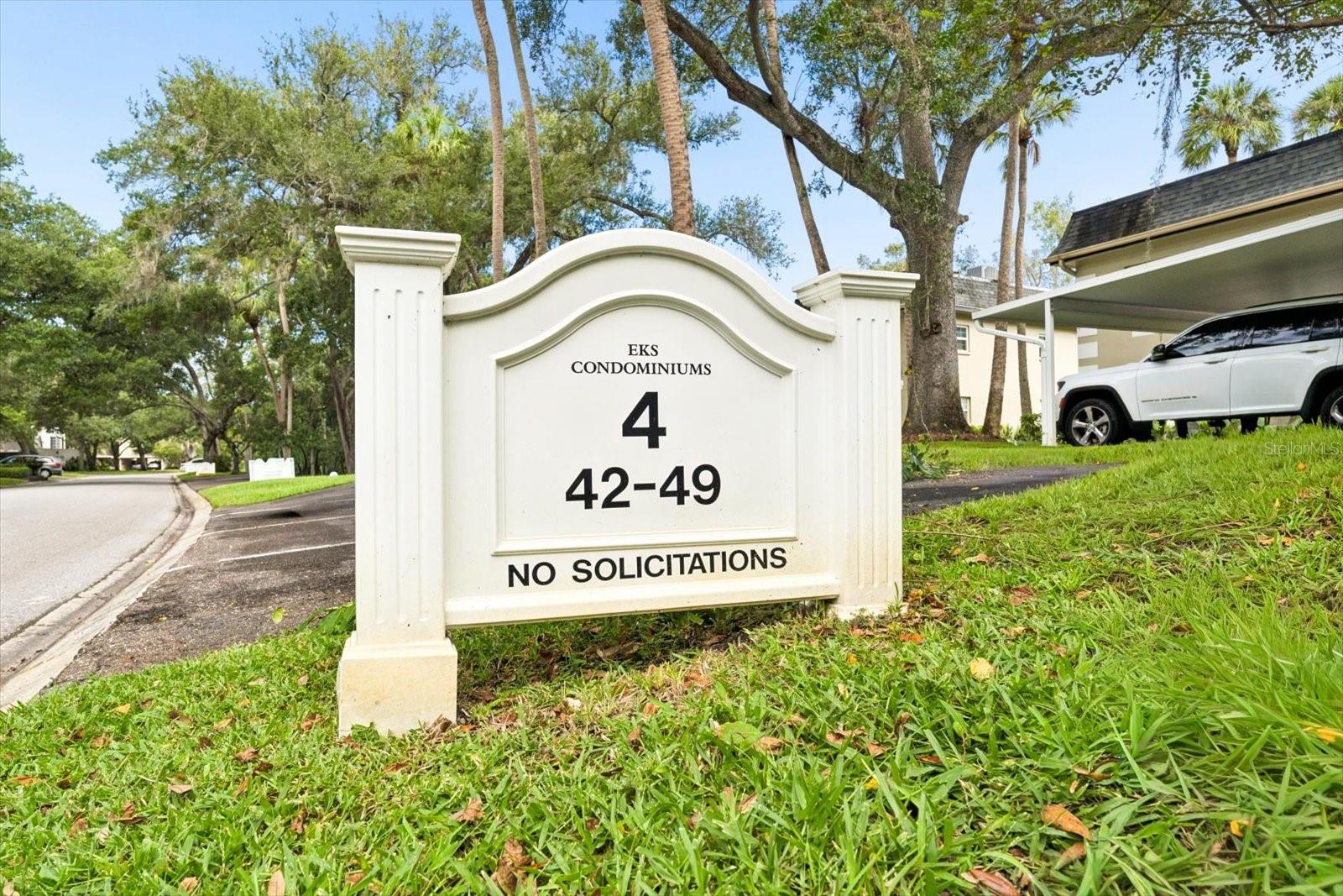 43 COUNTRY CLUB DR — photo 33
