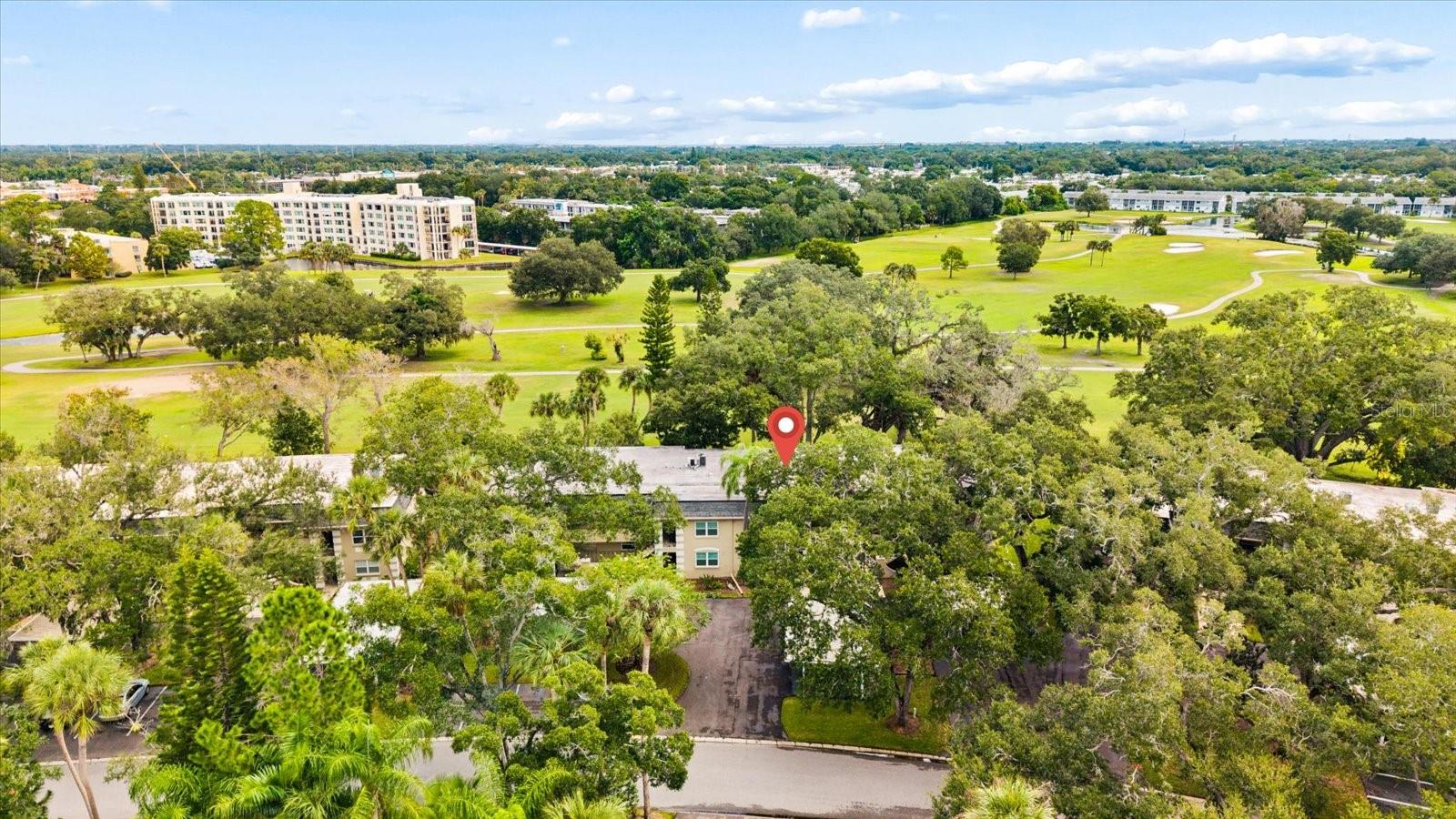 43 COUNTRY CLUB DR — photo 36