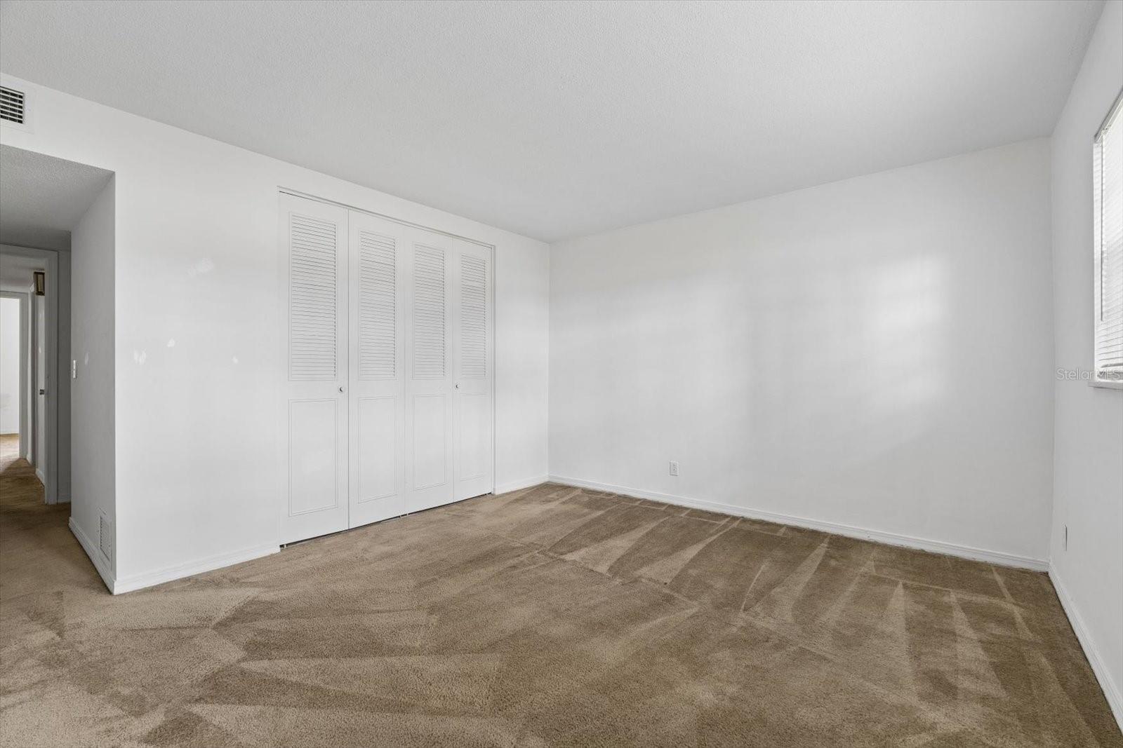 43 COUNTRY CLUB DR — photo 26