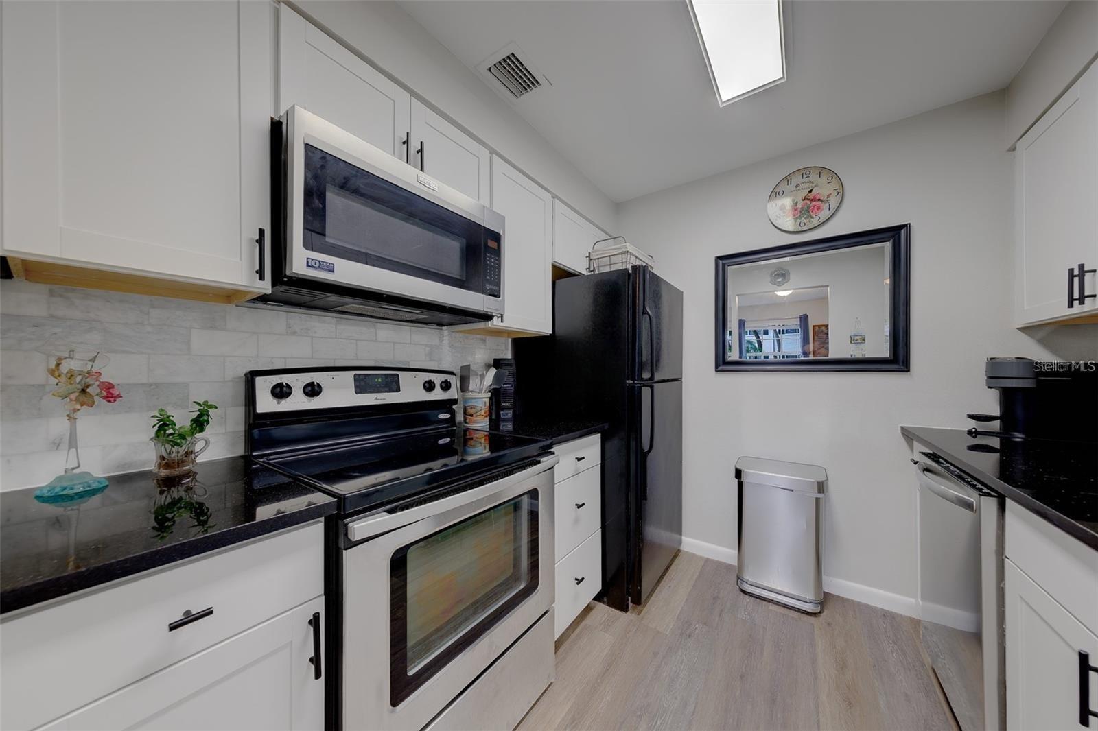 4325 AEGEAN DR #130B — photo 8
