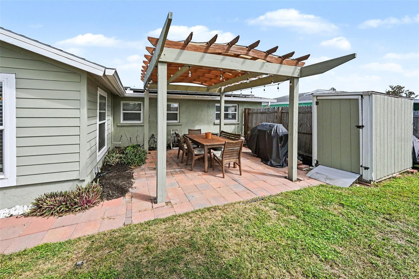 412 REDWOOD RD — photo 19