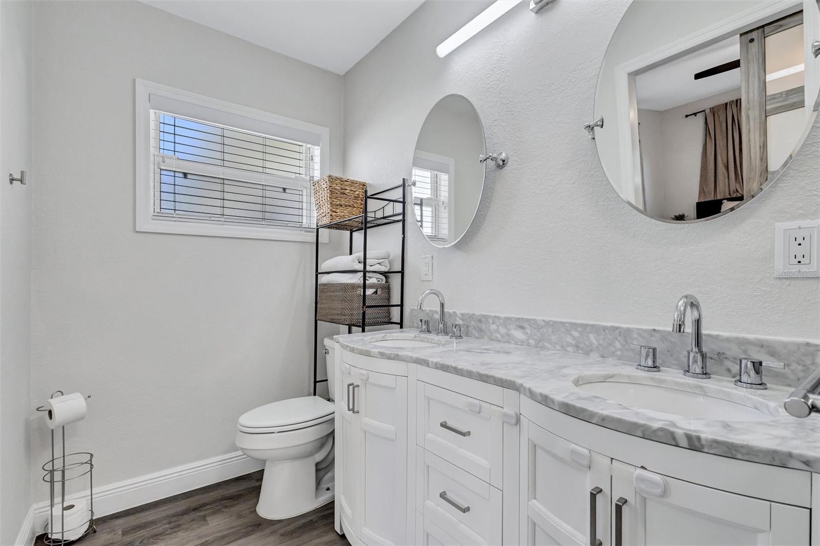 3672 SEAROBIN DR SE — photo 22