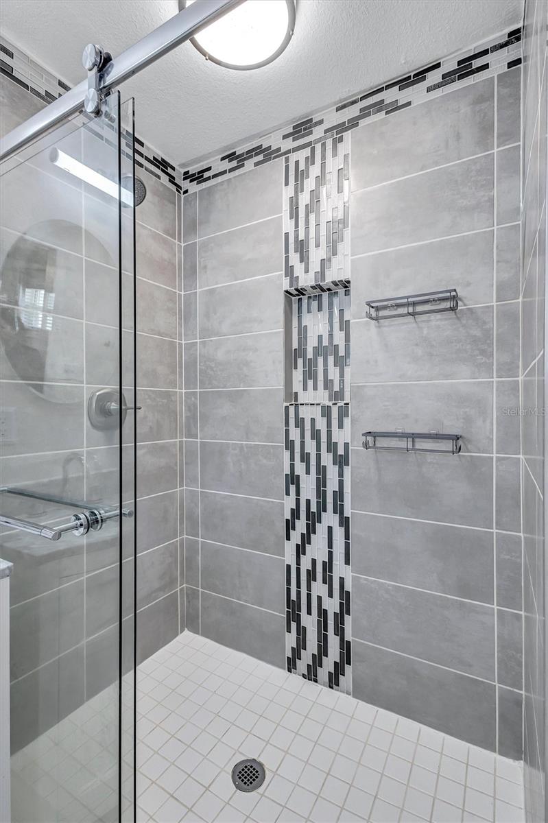 3672 SEAROBIN DR SE — photo 24