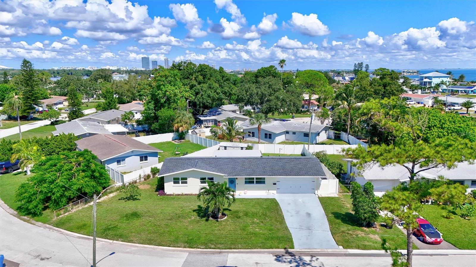 3672 SEAROBIN DR SE — photo 43