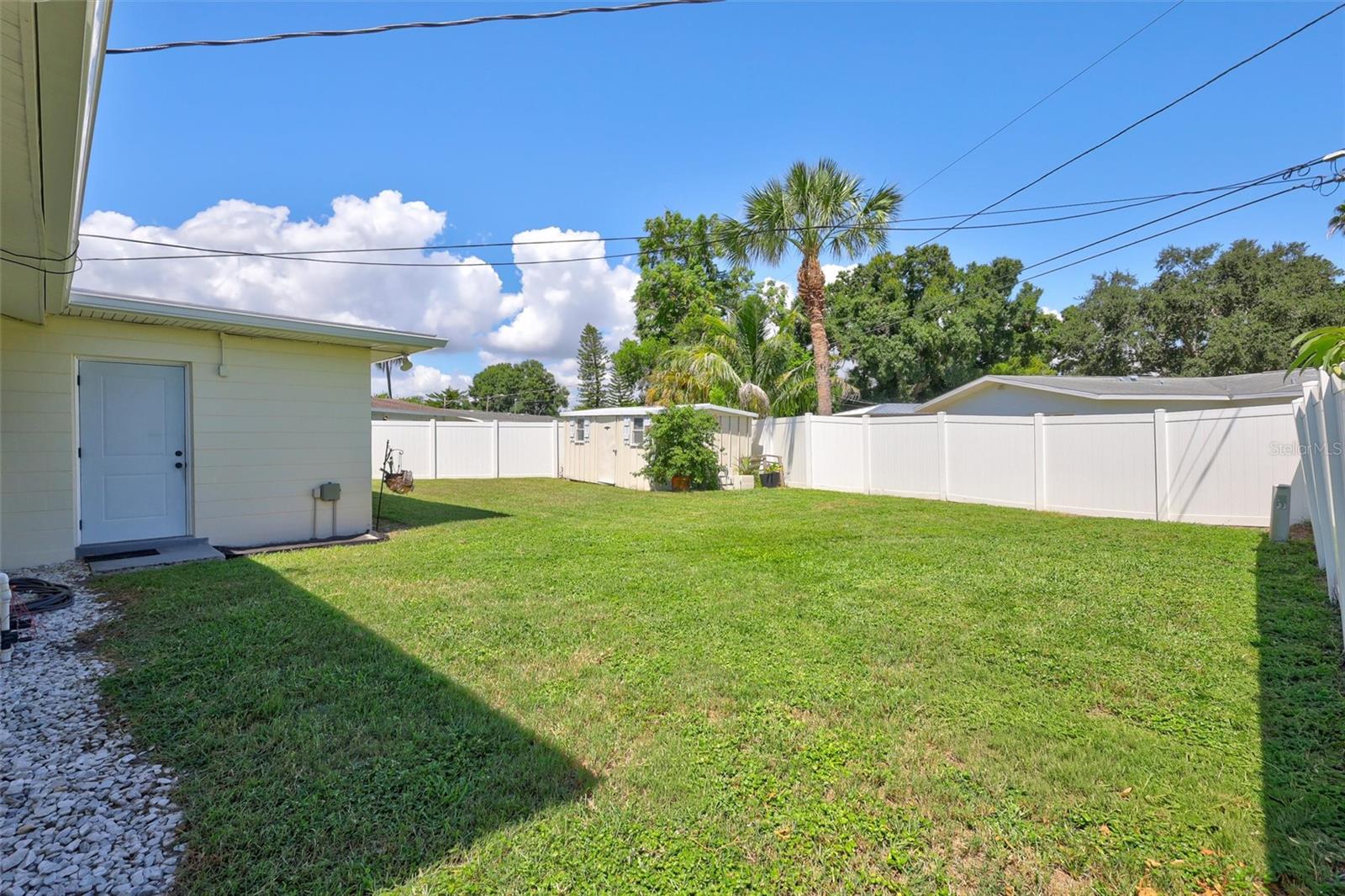 3672 SEAROBIN DR SE — photo 40