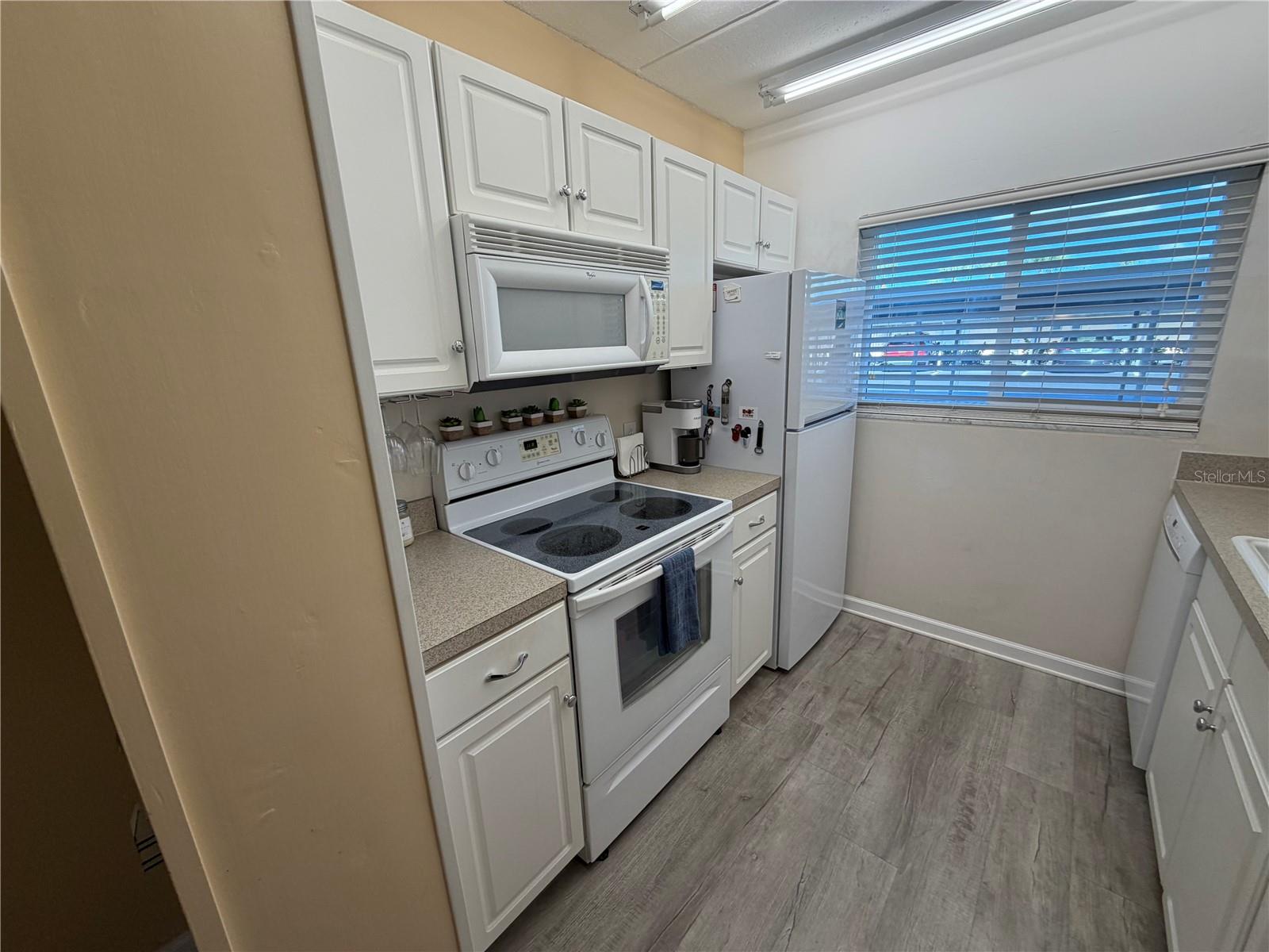 649 TAMIAMI TRL S #111 — photo 9