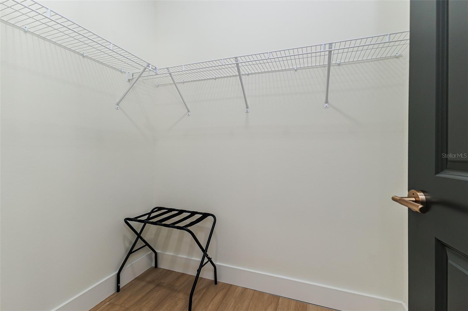 7905 N GREENWOOD AVE — photo 19