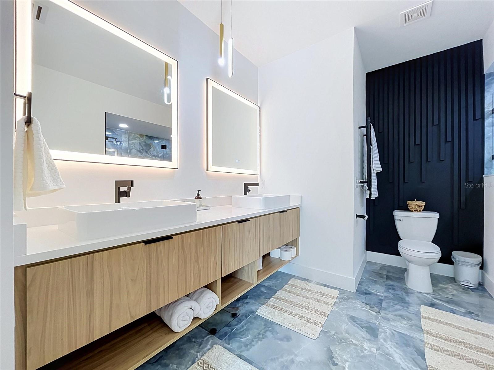 101 W WARREN AVE #3 — photo 26