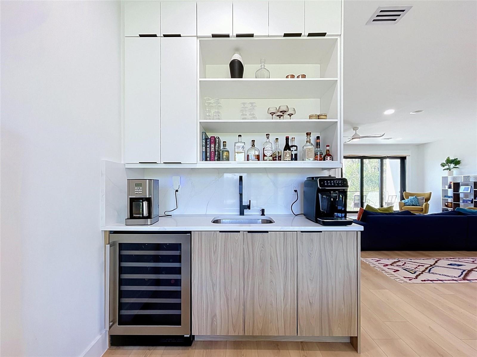 101 W WARREN AVE #3 — photo 13