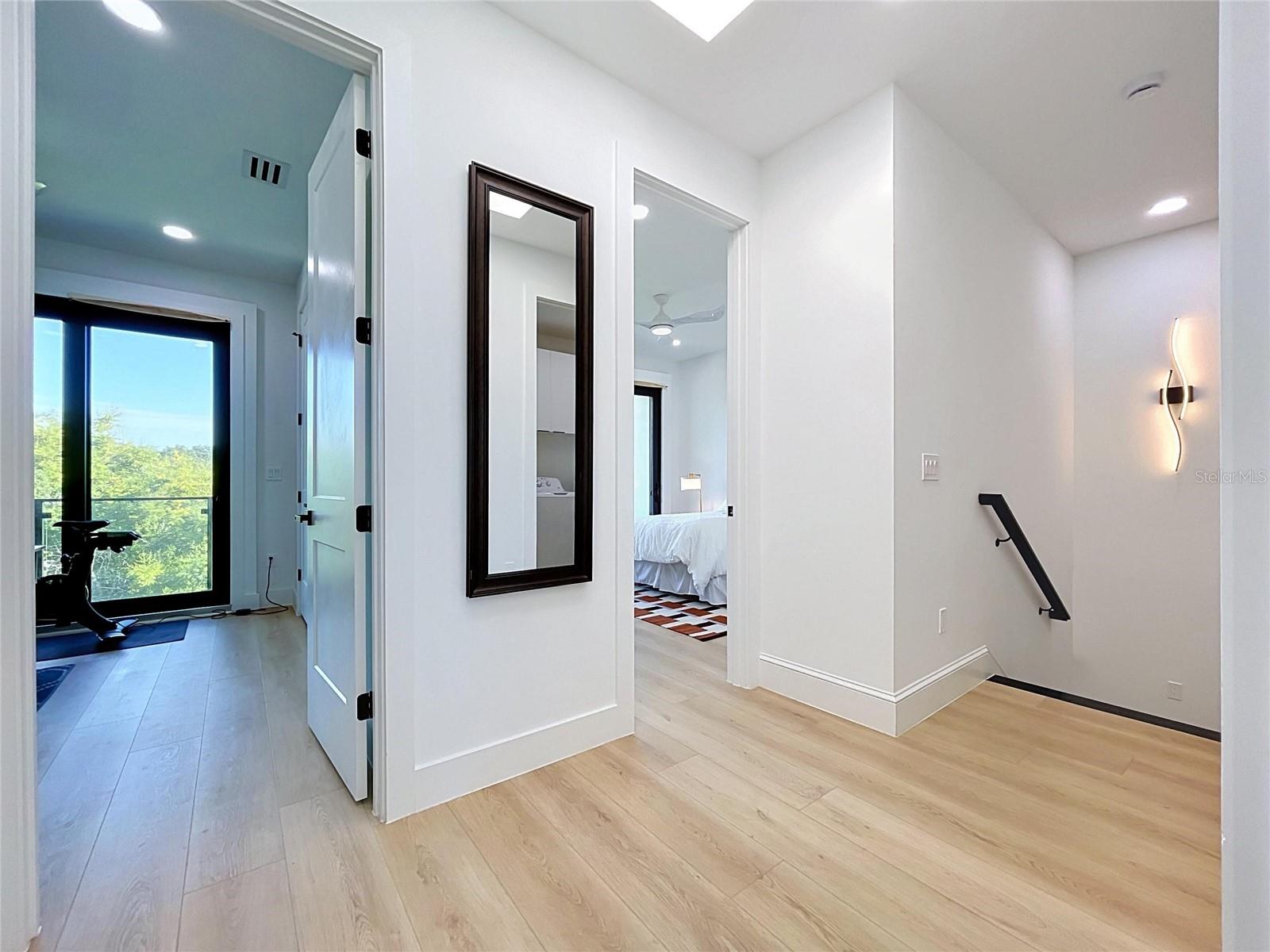 101 W WARREN AVE #3 — photo 32