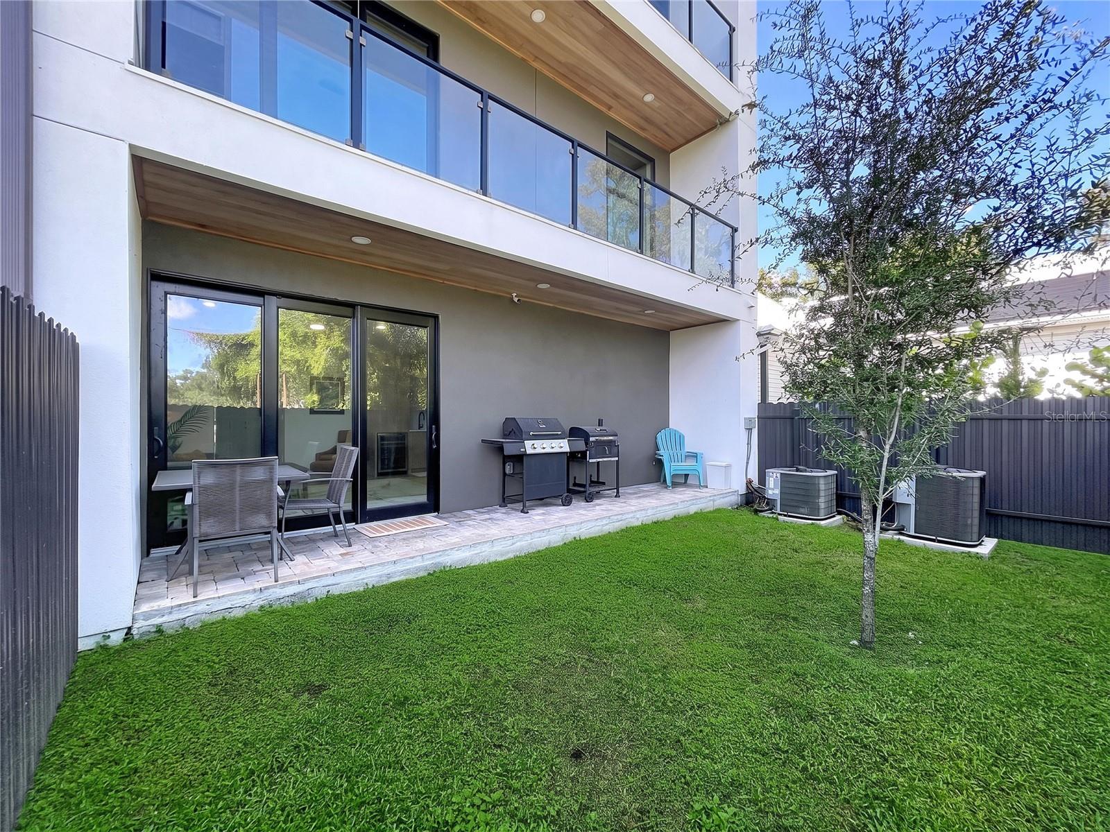 101 W WARREN AVE #3 — photo 57