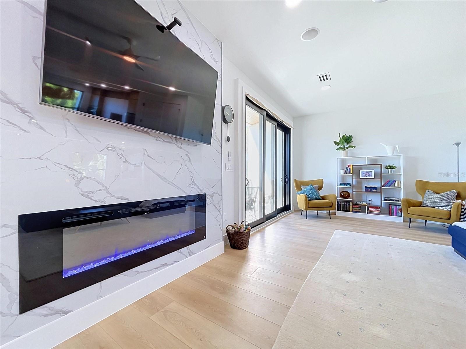 101 W WARREN AVE #3 — photo 6