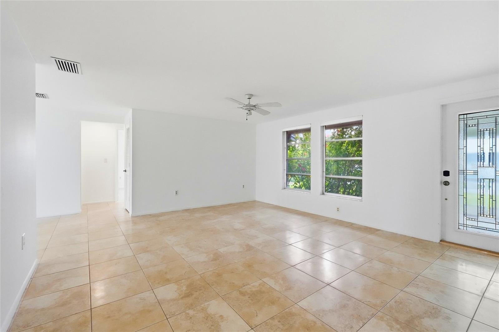 3667 CAROL LN — photo 13