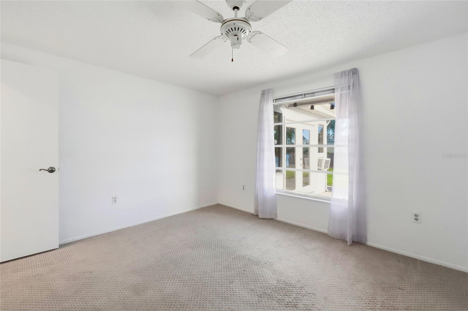 3667 CAROL LN — photo 54