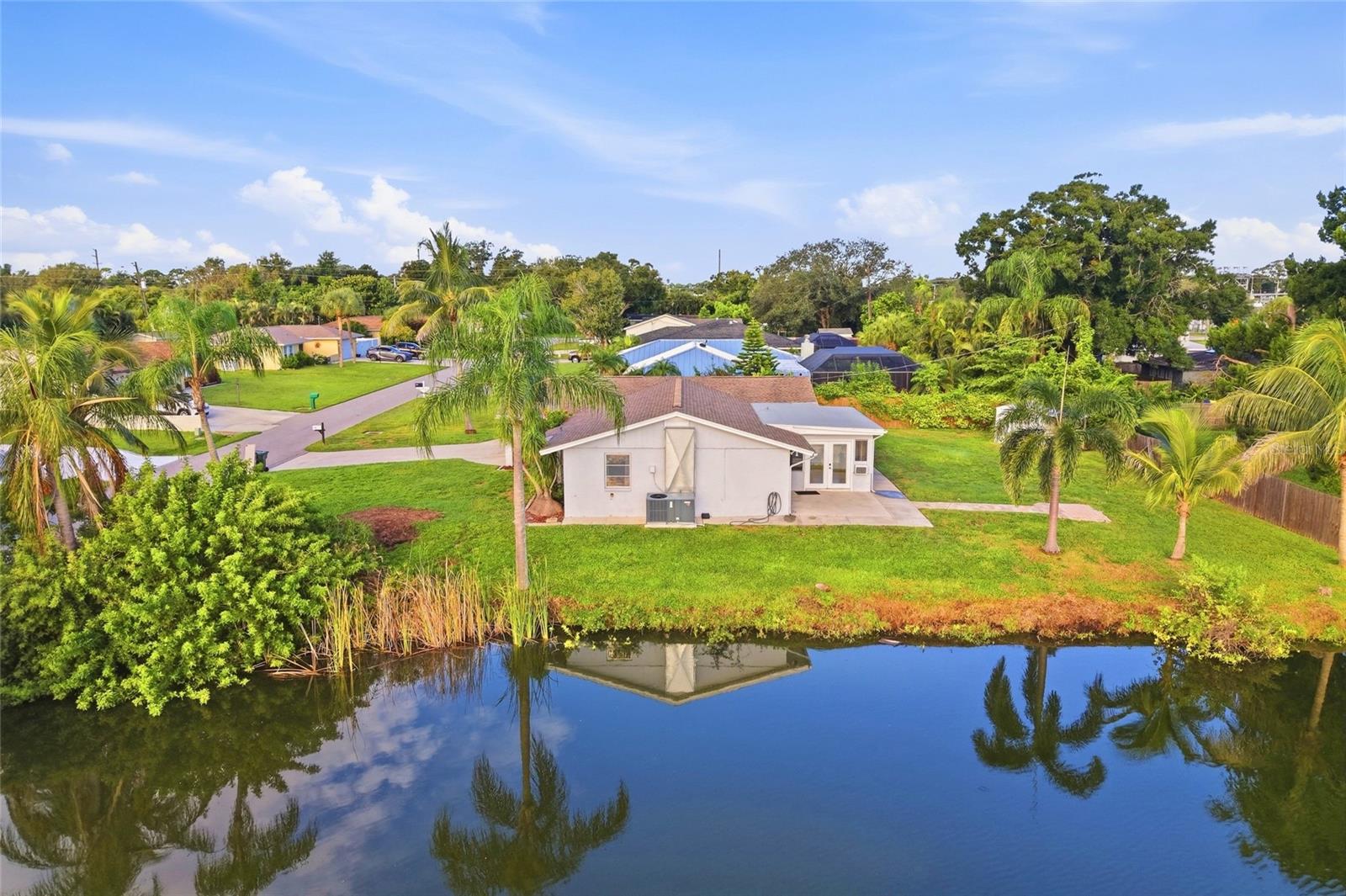 3667 CAROL LN — photo 84