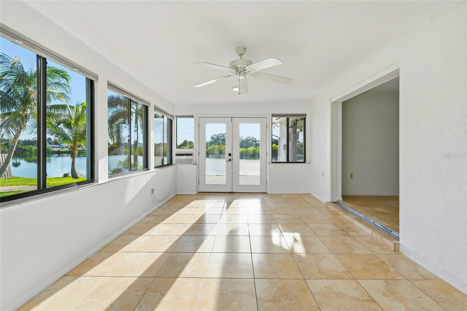 3667 CAROL LN — photo 30