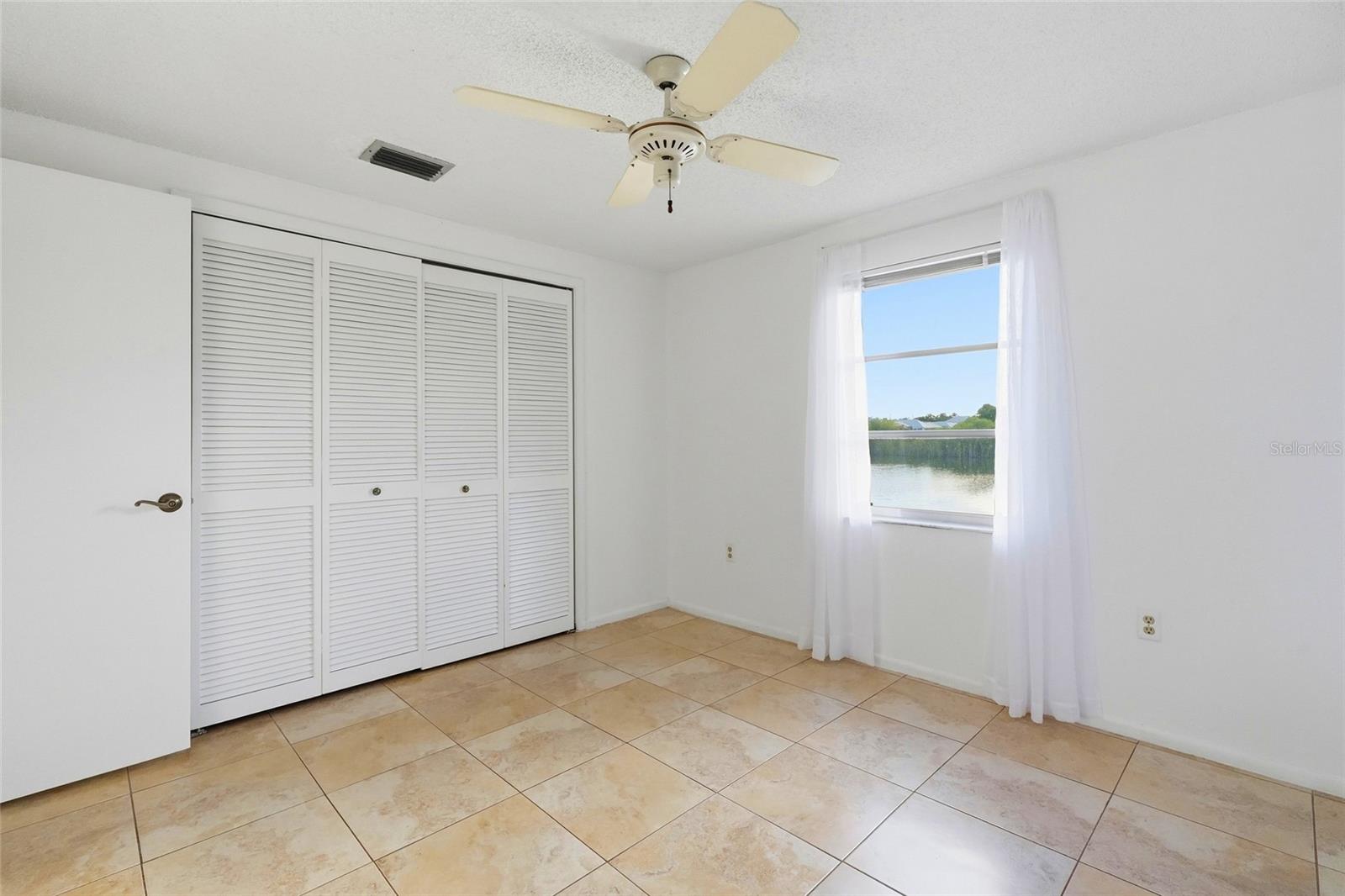 3667 CAROL LN — photo 47