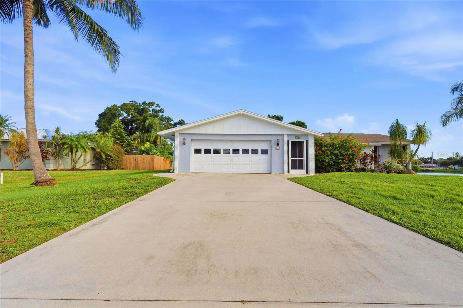 3667 CAROL LN — photo 3