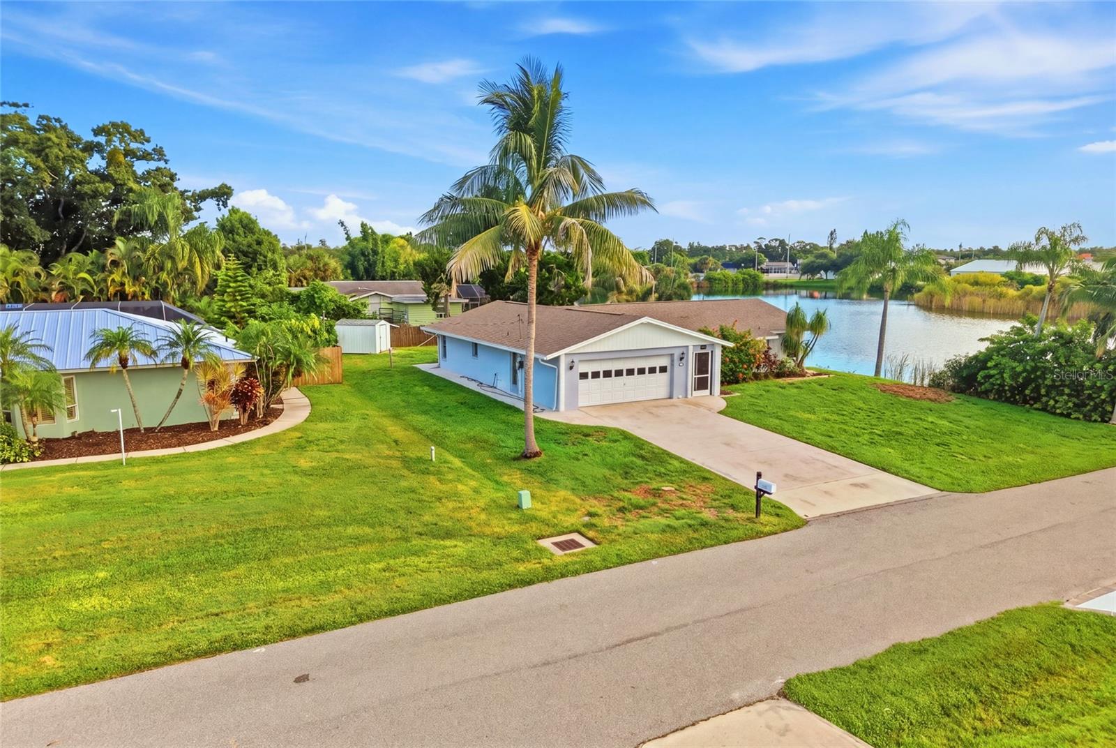 3667 CAROL LN — photo 76
