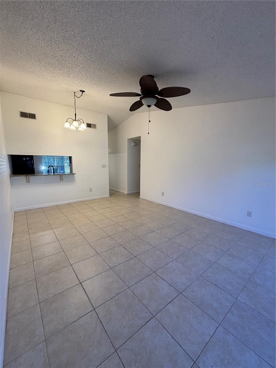 1761 LAKEVIEW VILLAGE DR — photo 11