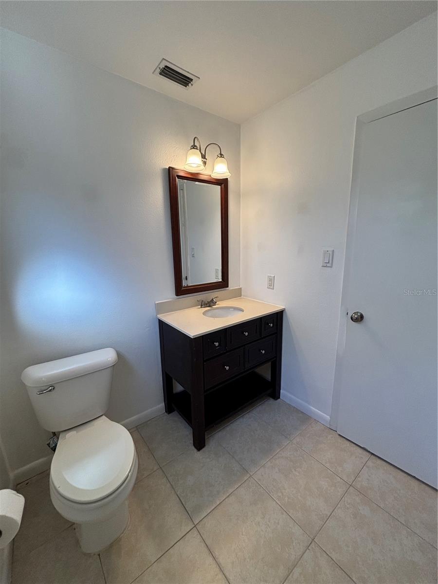 1761 LAKEVIEW VILLAGE DR — photo 22