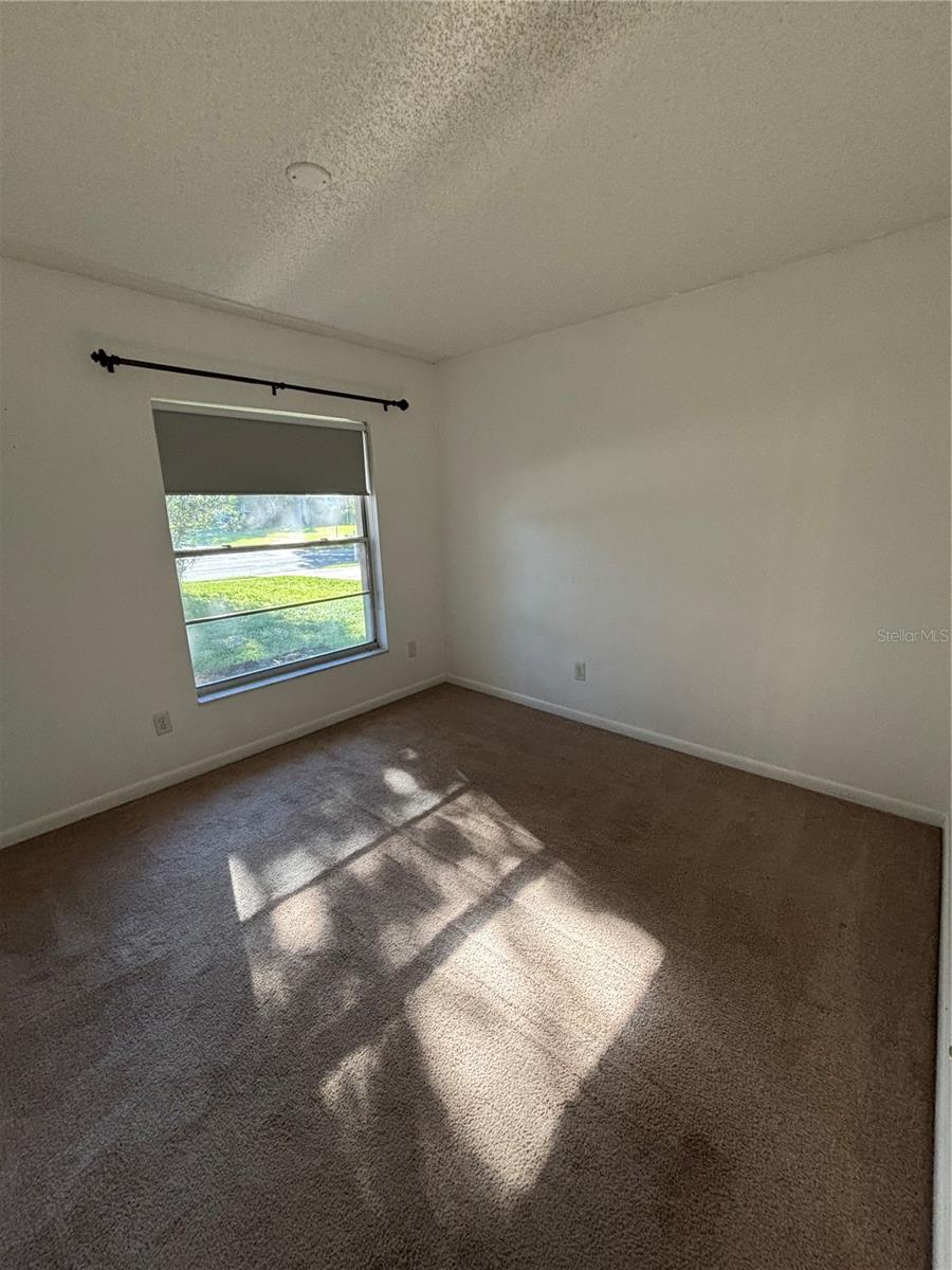 1761 LAKEVIEW VILLAGE DR — photo 19