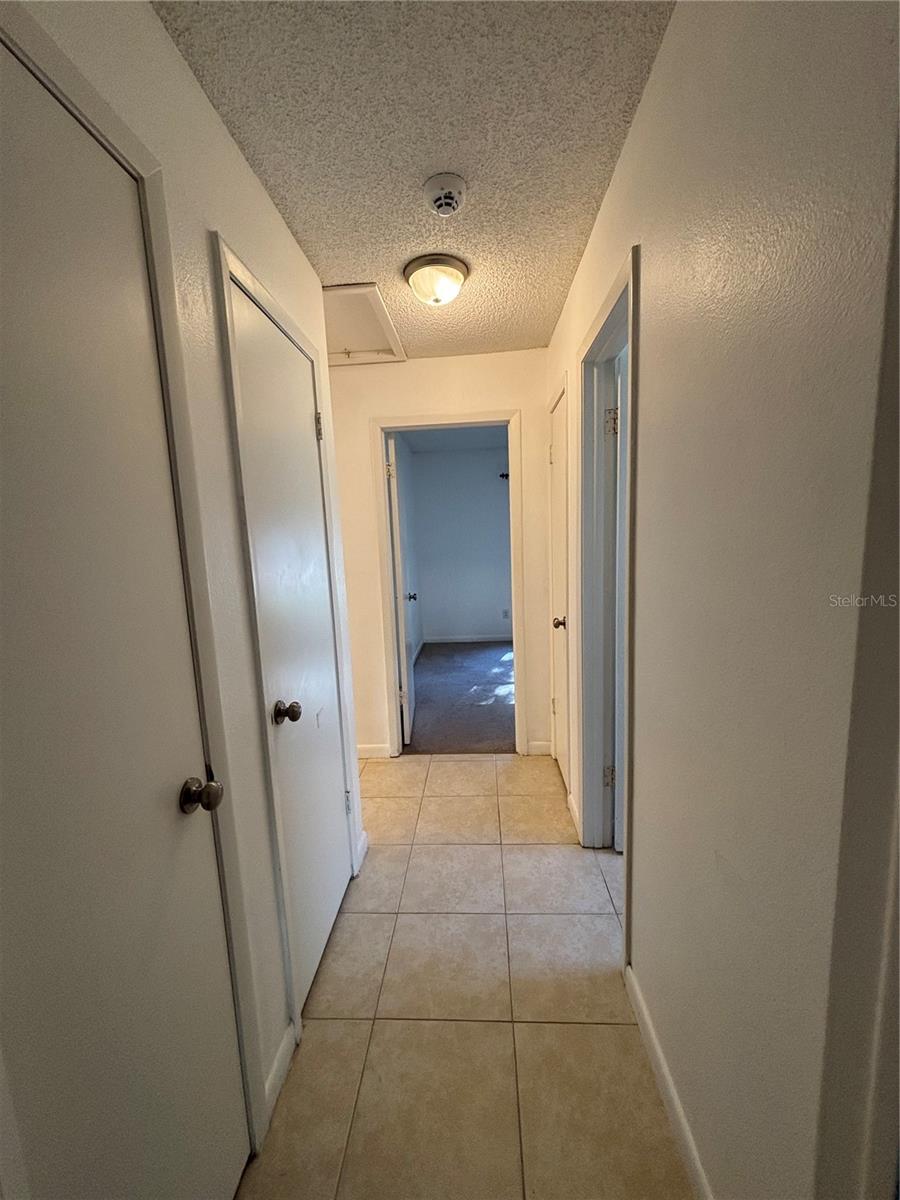 1761 LAKEVIEW VILLAGE DR — photo 31