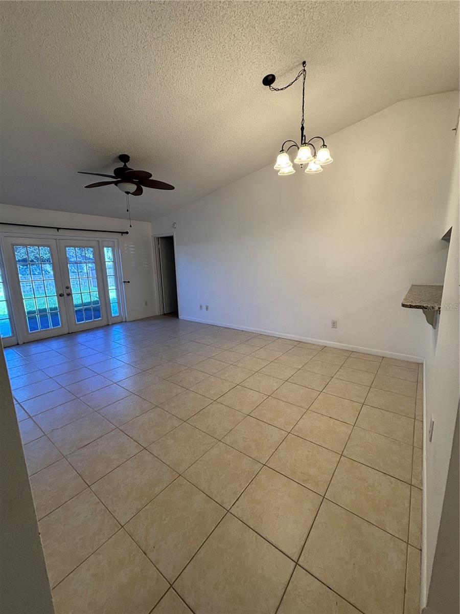 1761 LAKEVIEW VILLAGE DR — photo 8