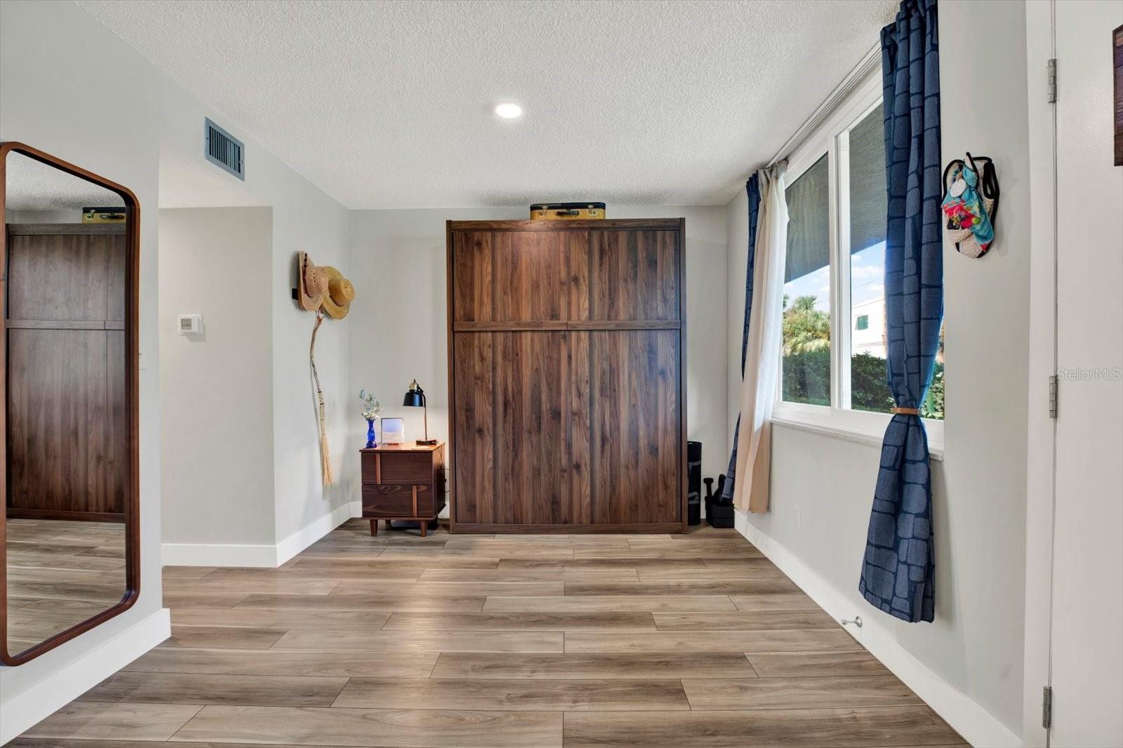 5095 BAY ST NE #107 — photo 15
