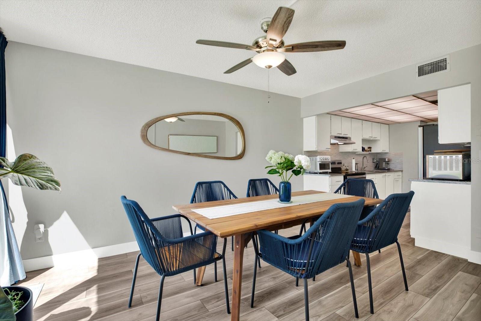 5095 BAY ST NE #107 — photo 27