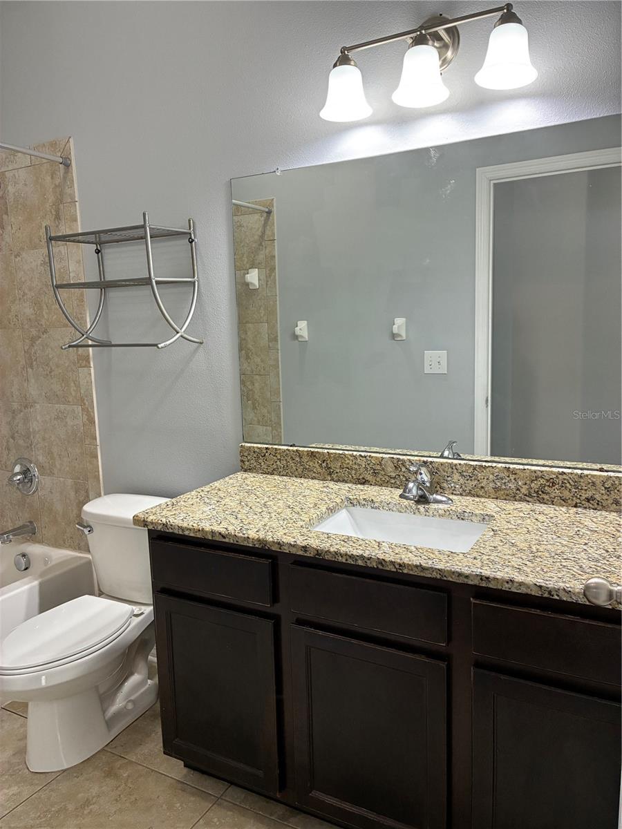 2319 NESSLEWOOD DR — photo 19