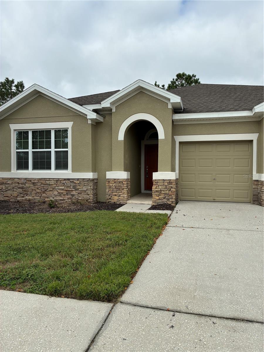2319 NESSLEWOOD DR — photo 2
