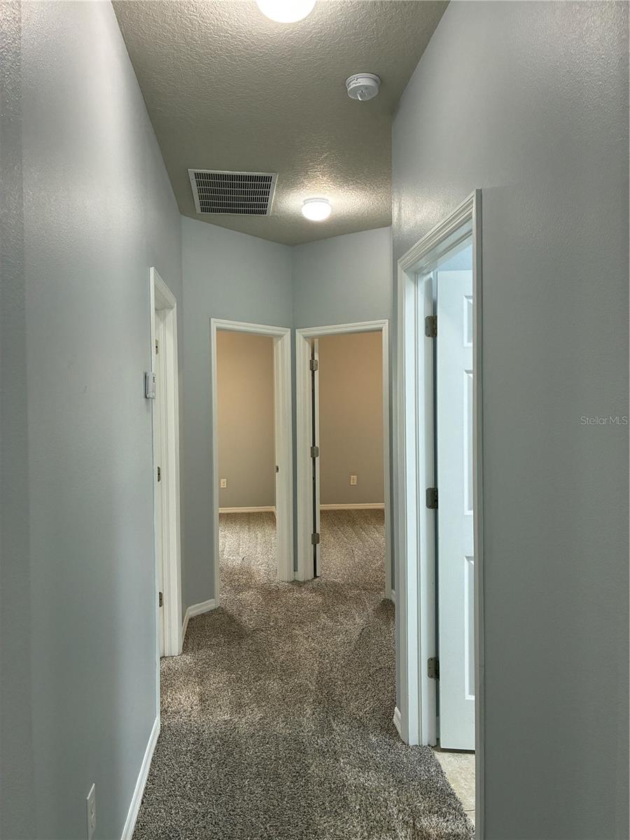 2319 NESSLEWOOD DR — photo 17