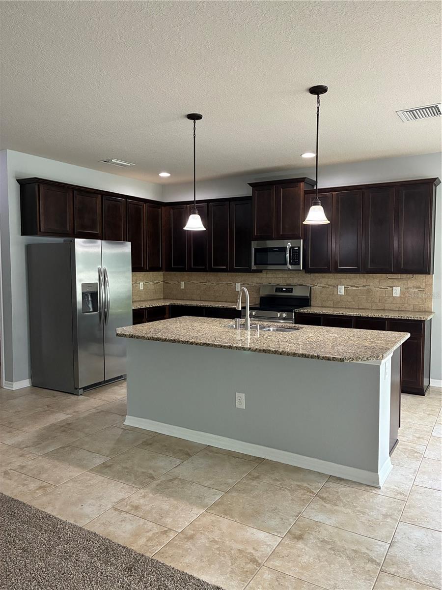 2319 NESSLEWOOD DR — photo 5
