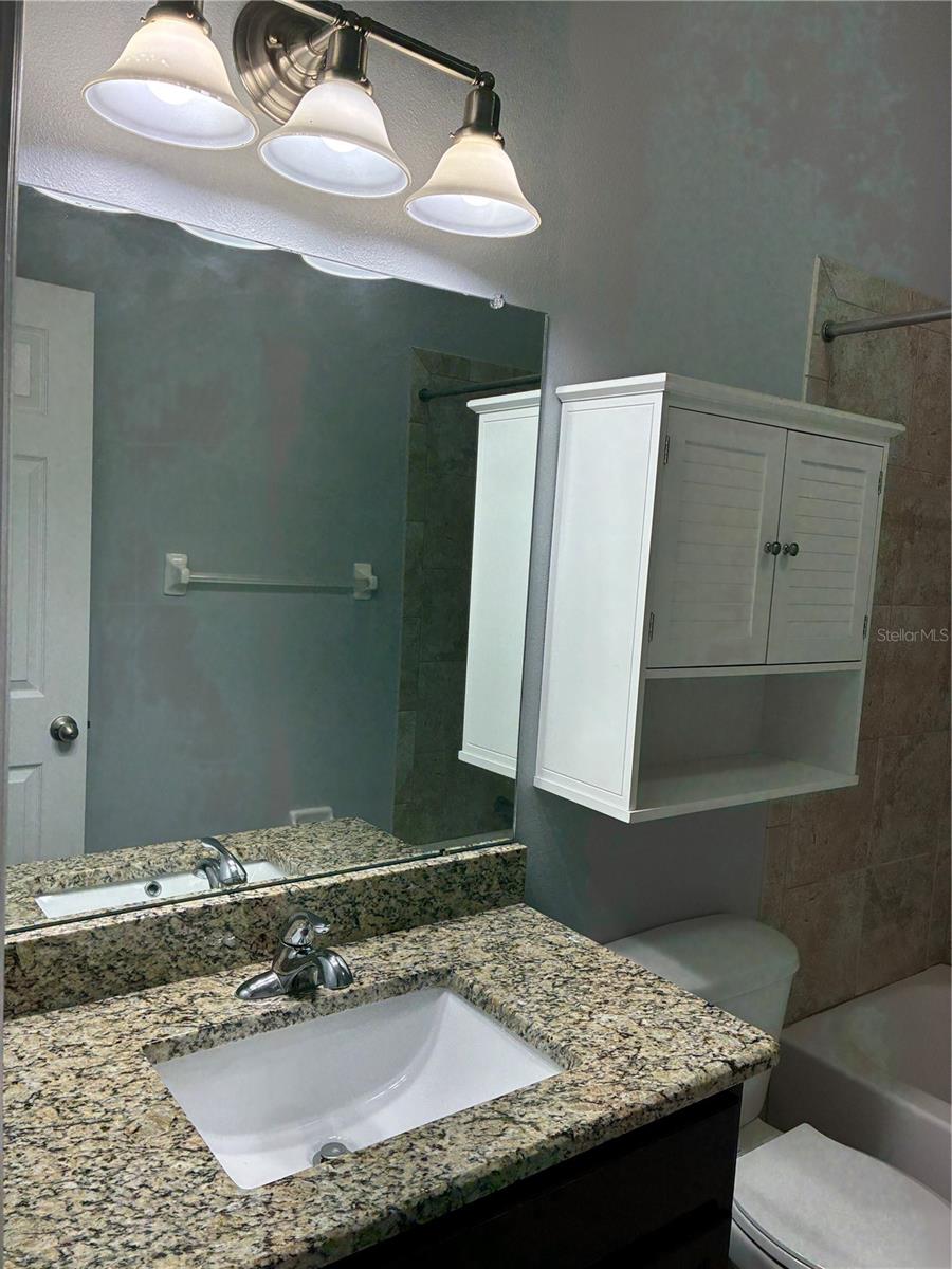 2319 NESSLEWOOD DR — photo 11