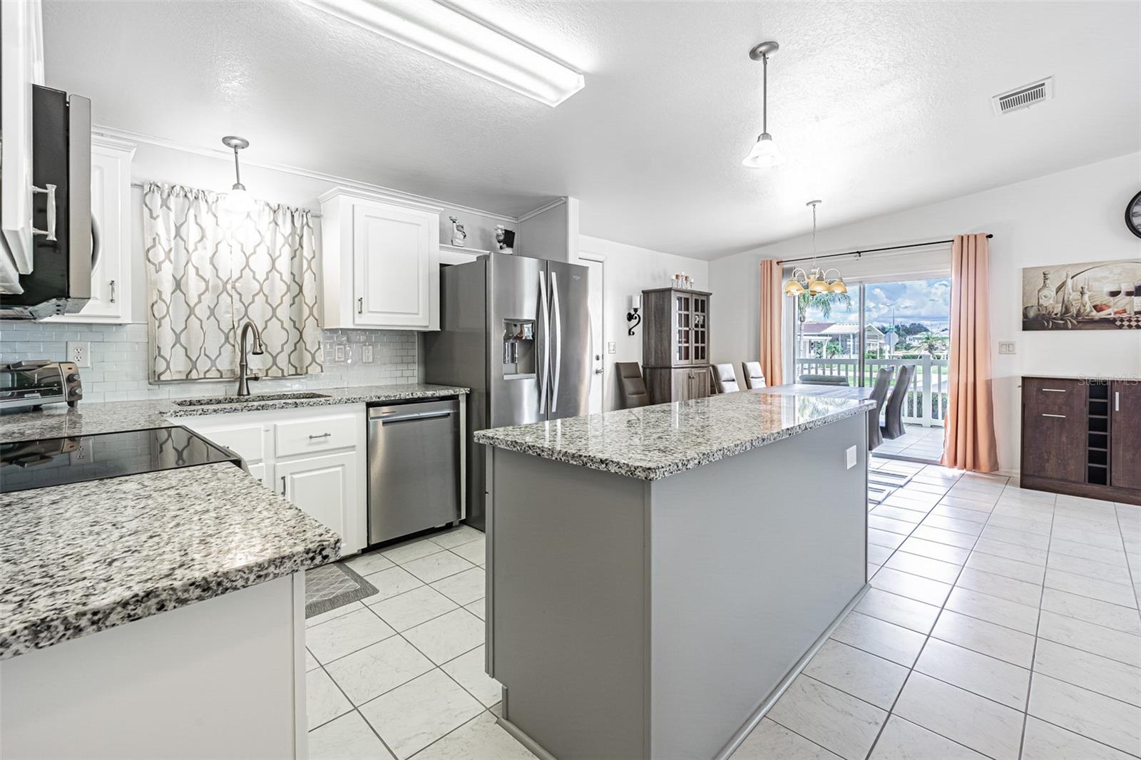 37232 NEUKOM AVE — photo 12