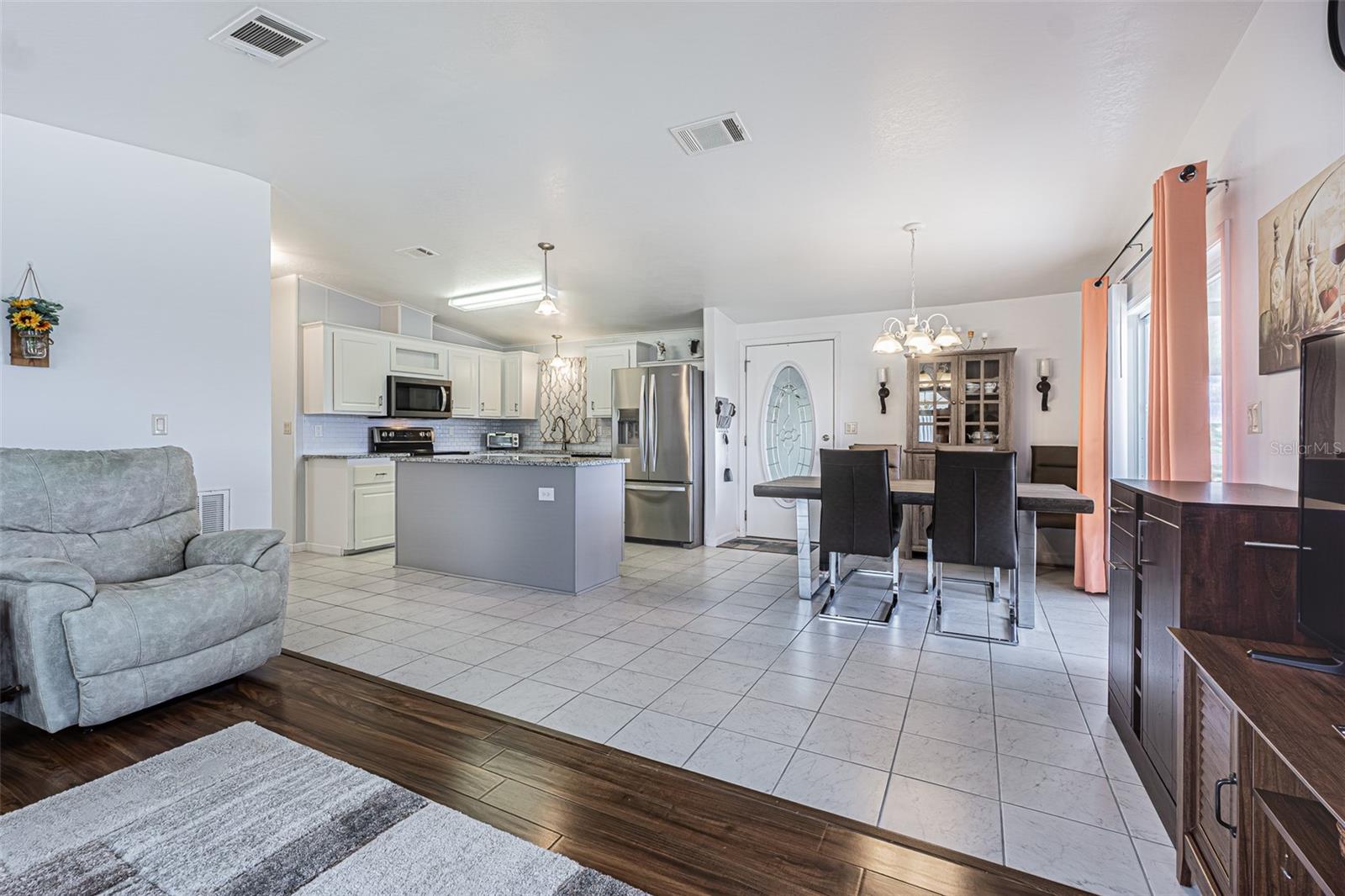 37232 NEUKOM AVE — photo 9