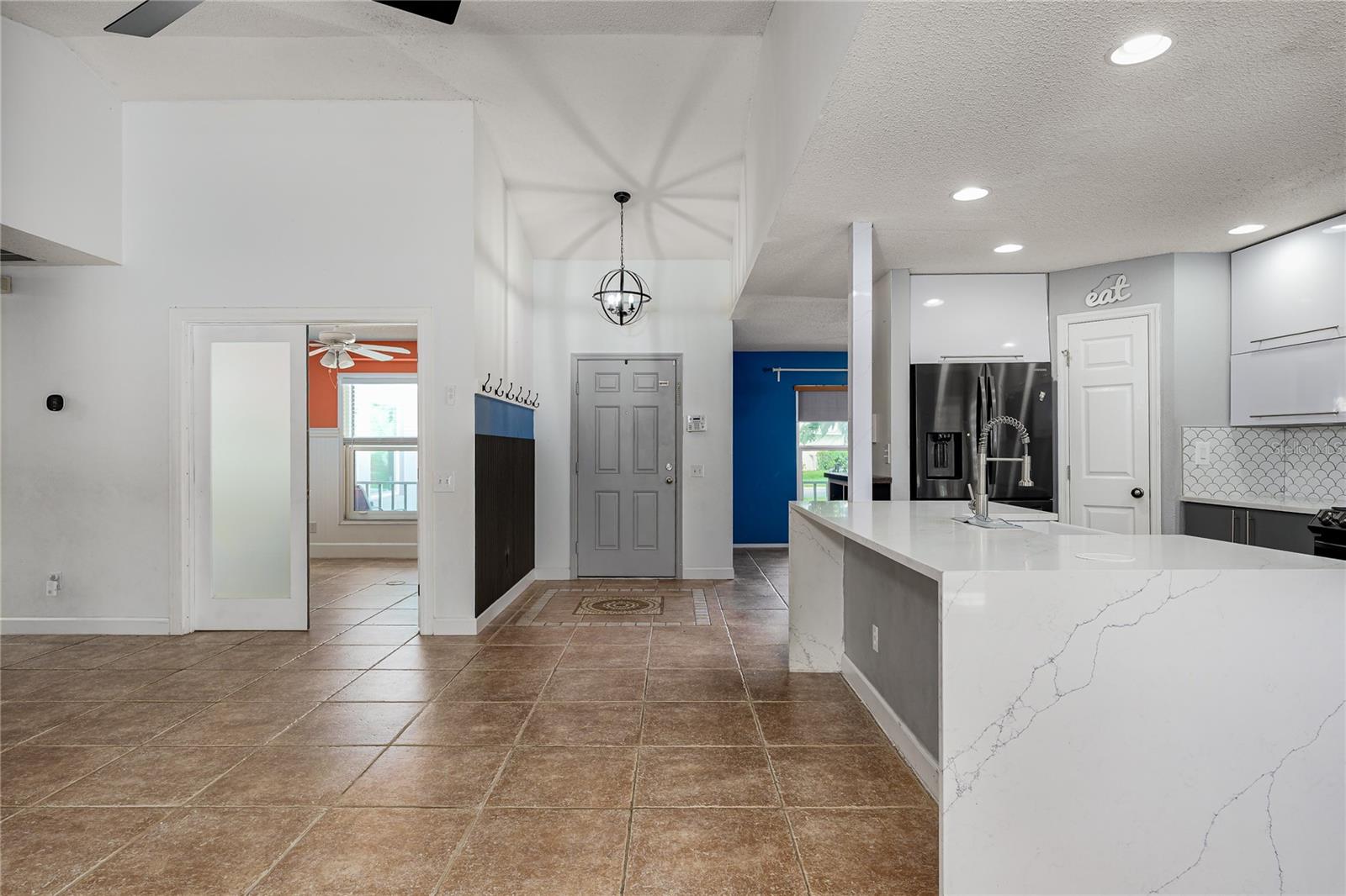4008 KINGSFIELD DR — photo 9