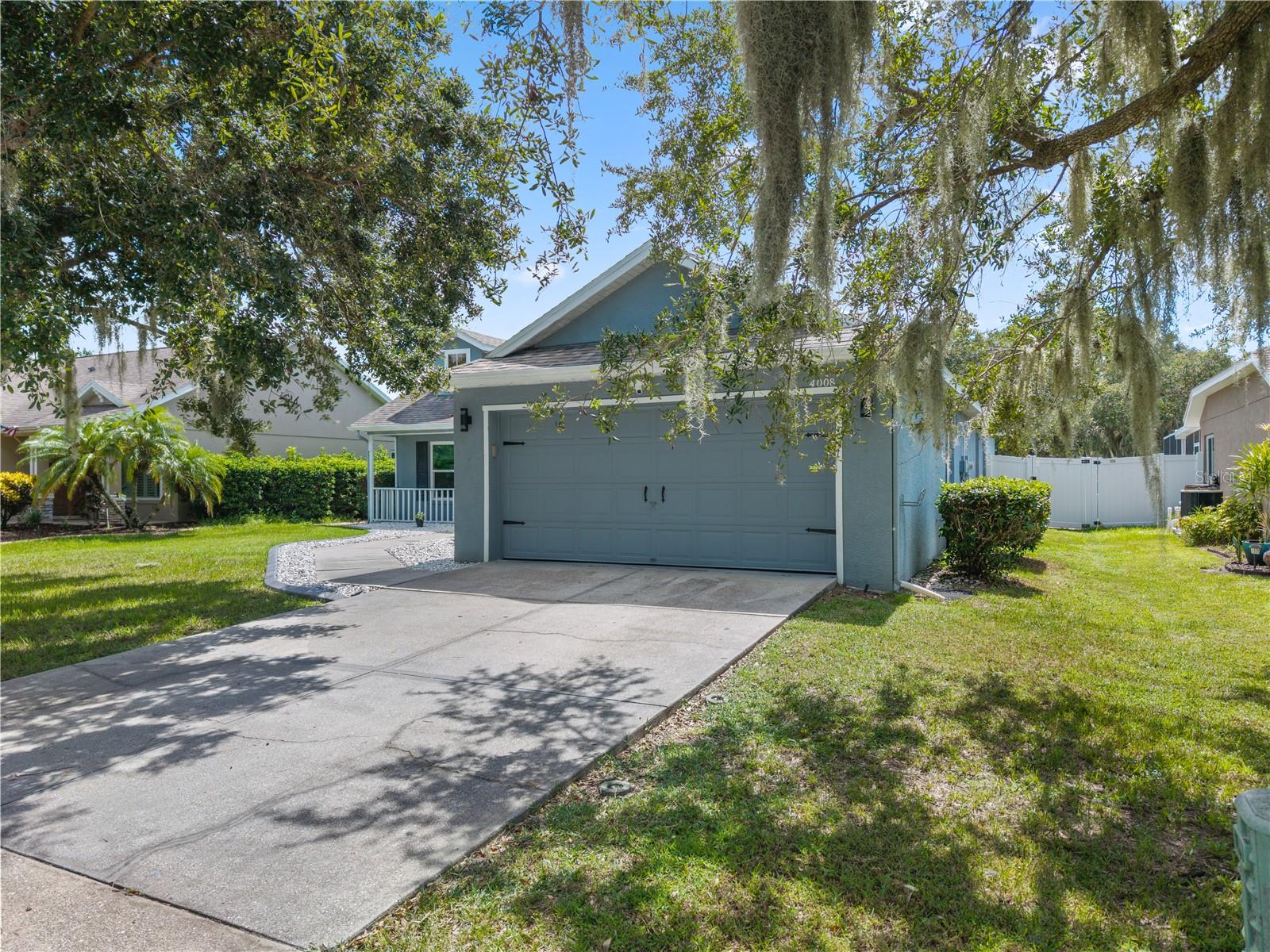 4008 KINGSFIELD DR — photo 40