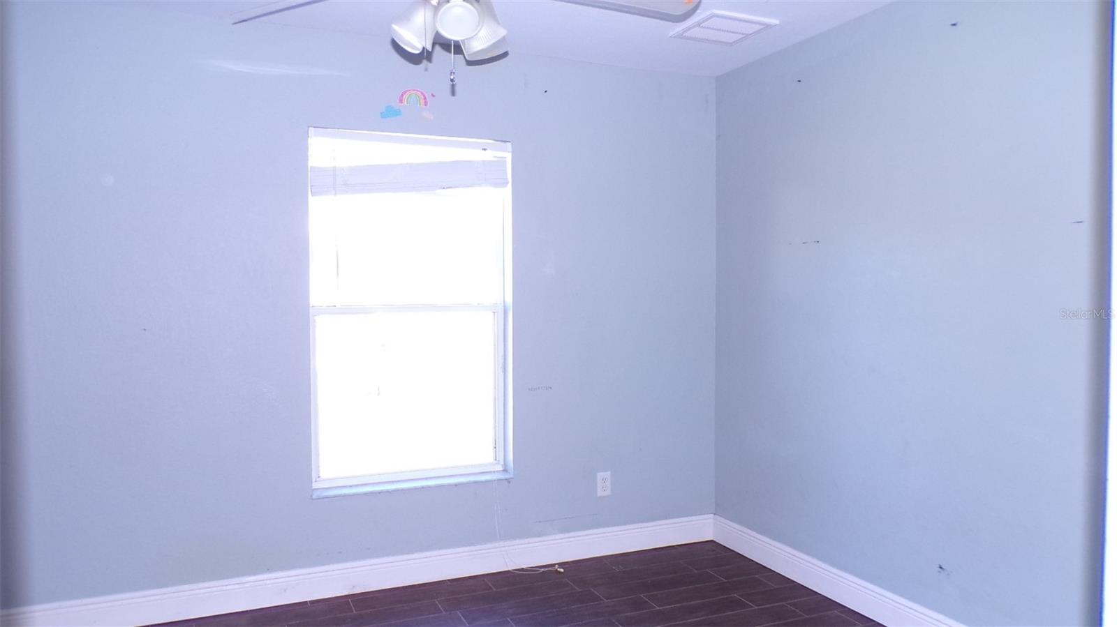 2402 MANHEIM AVE — photo 11