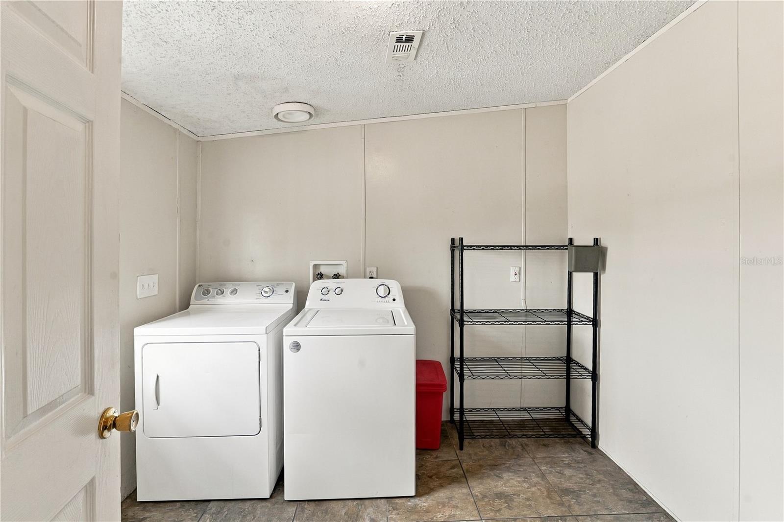 8611 COUNTY LINE RD — photo 25