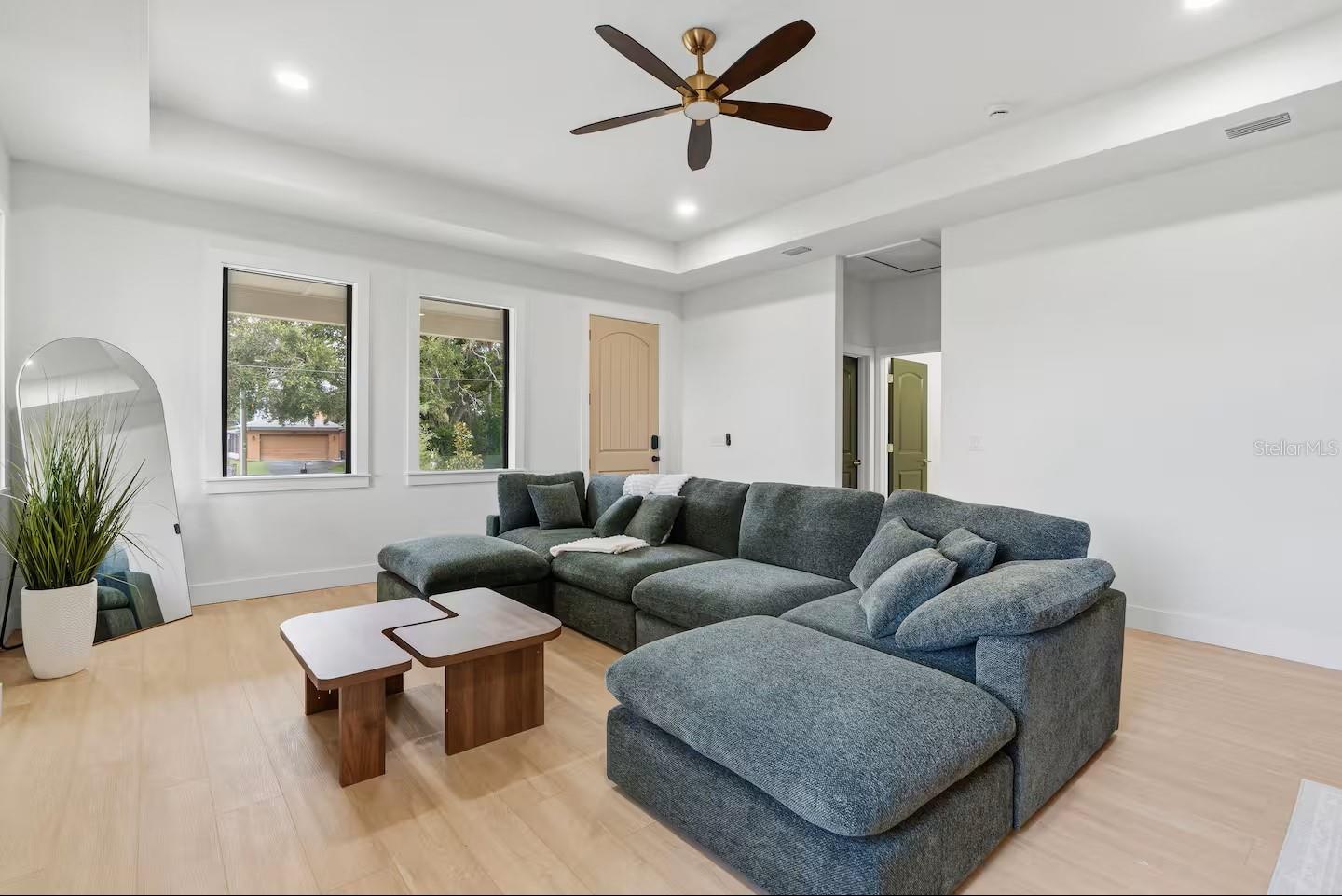 7901 N GREENWOOD AVE — photo 19