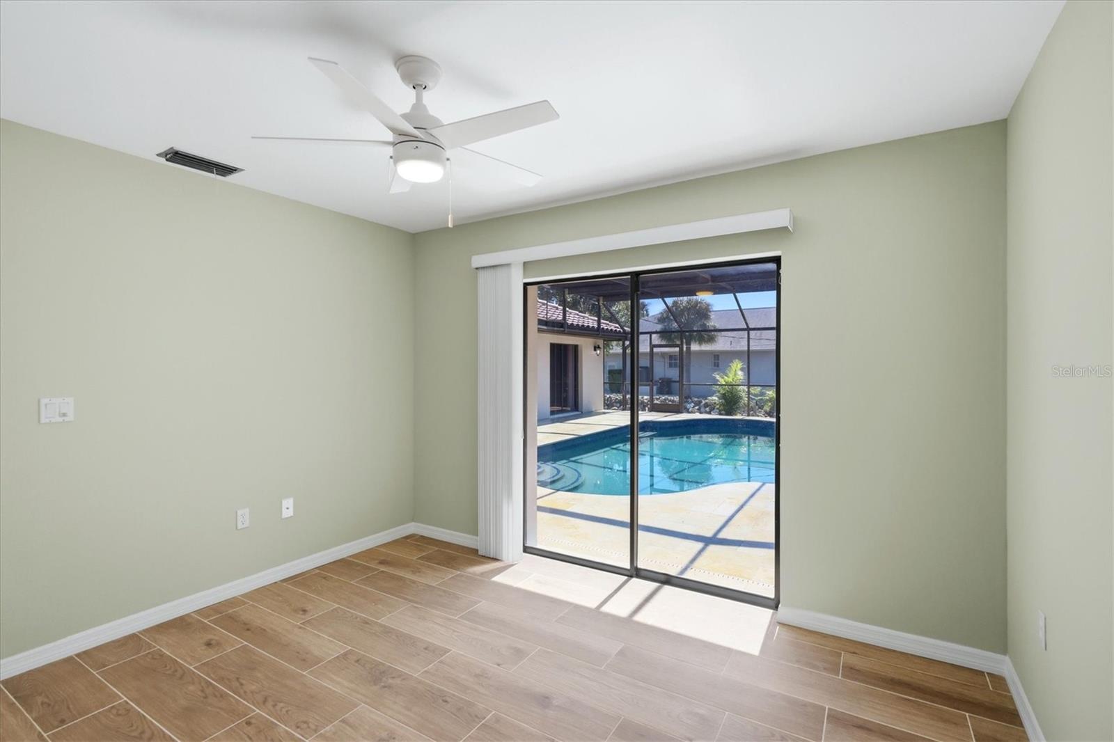 620 HIBISCUS DR — photo 28