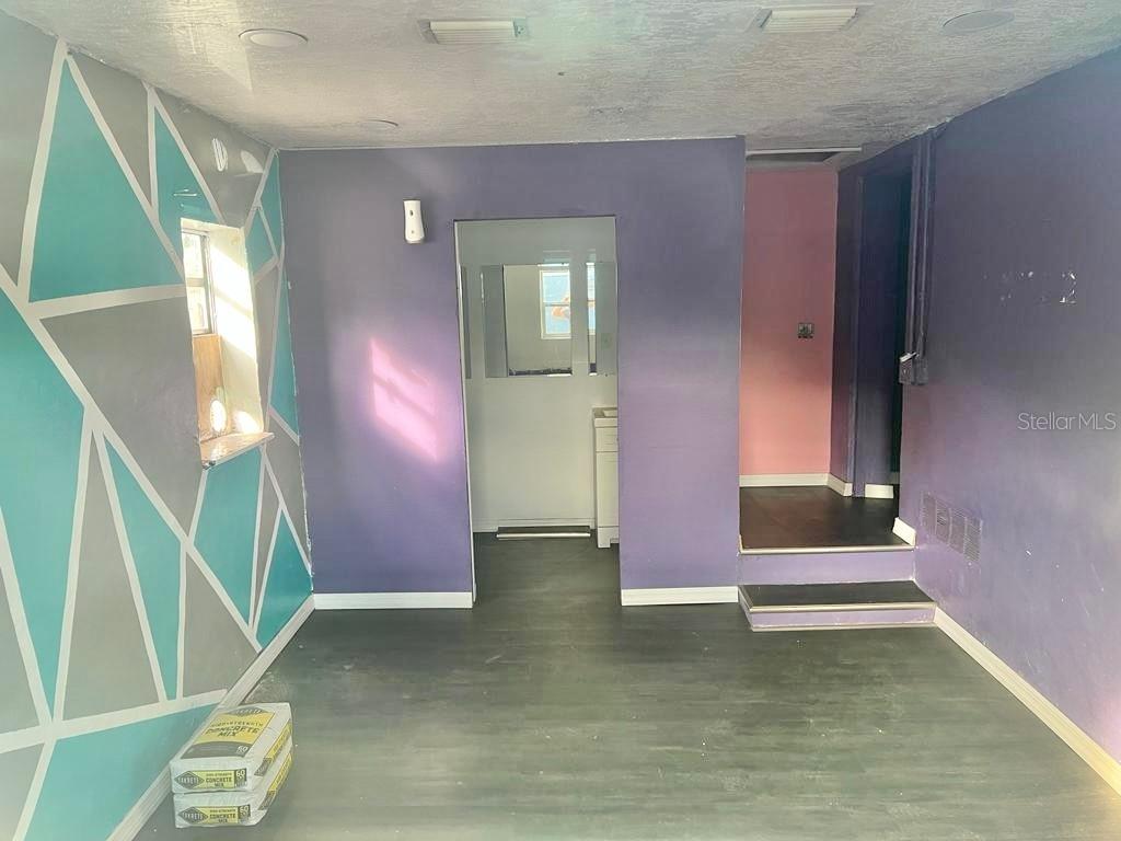 2301 DR MARTIN LUTHER KING JR ST S — photo 13